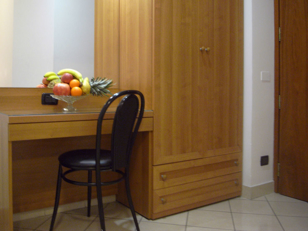 Hotel Mondial Mediolan Zewnętrze zdjęcie